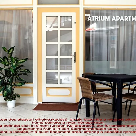 Basement Atrium Apartman * Keszthely