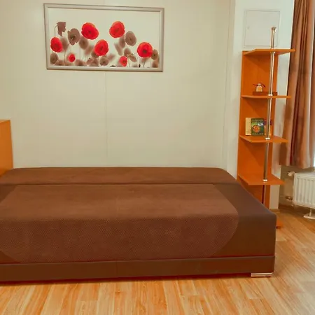 Lejlighed Basement Atrium Apartman *